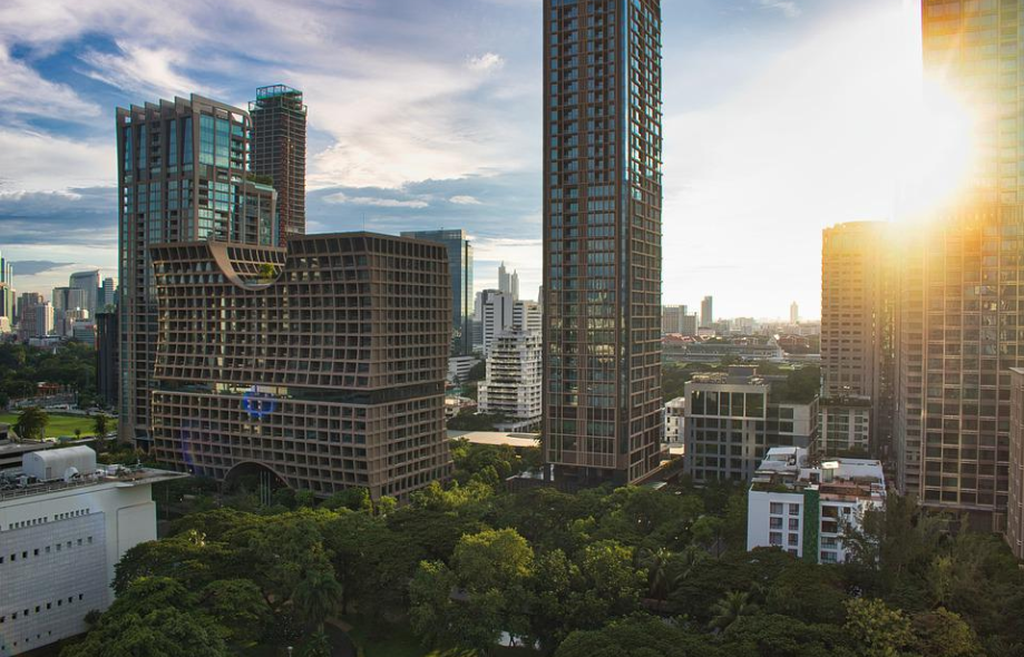 Living in a Condo: The Benefits of Urban Living